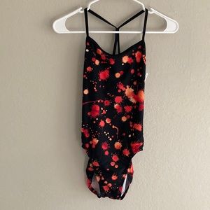 Nike one piece swimsuit size 6